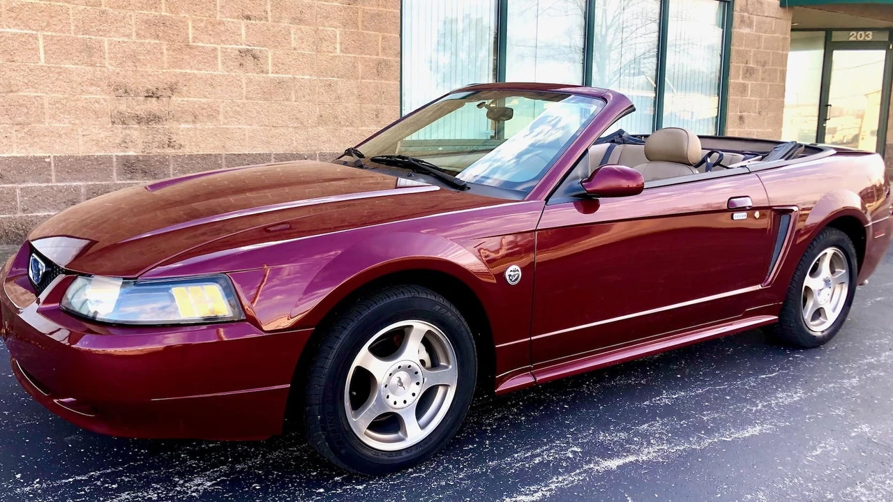2004 Ford SN95 Mustang - Image 17 of 17