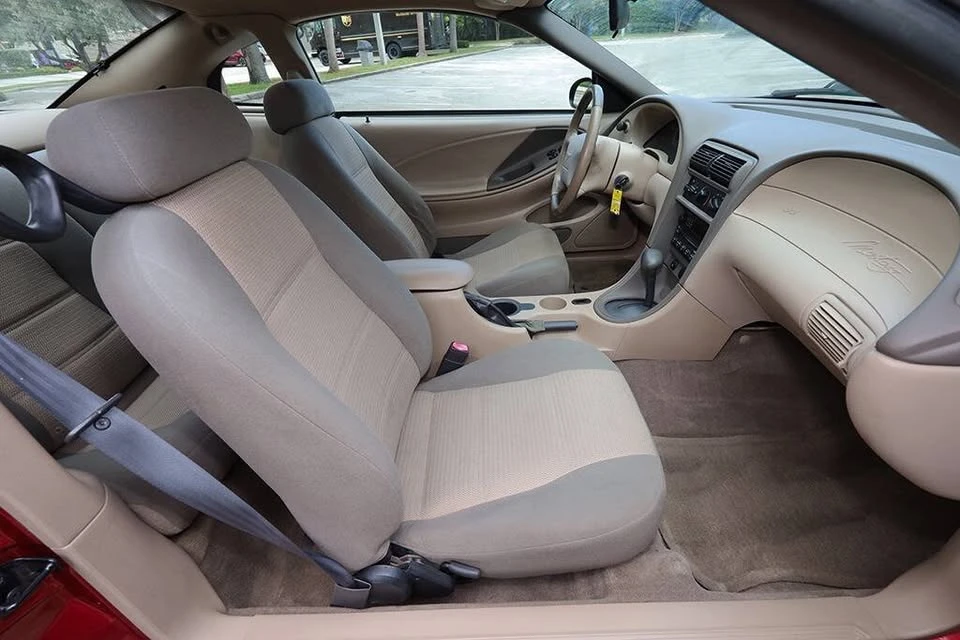 2004 Ford SN95 Mustang - Image 15 of 20