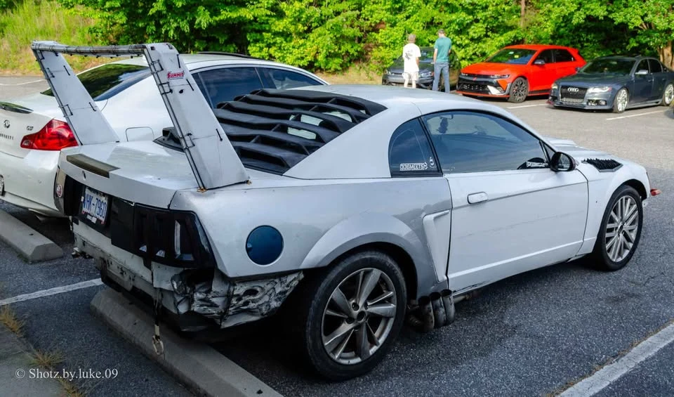 2004 Ford SN95 Mustang - Image 9 of 10