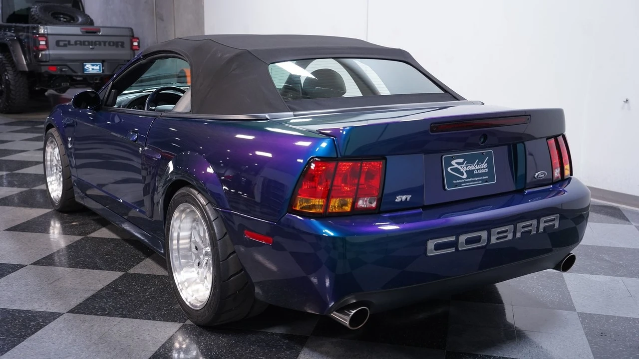 2004 Ford SN95 Mustang Cobra - Image 9 of 12