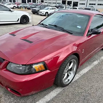 2004 Ford Mustang Cobra SVT Coupe
