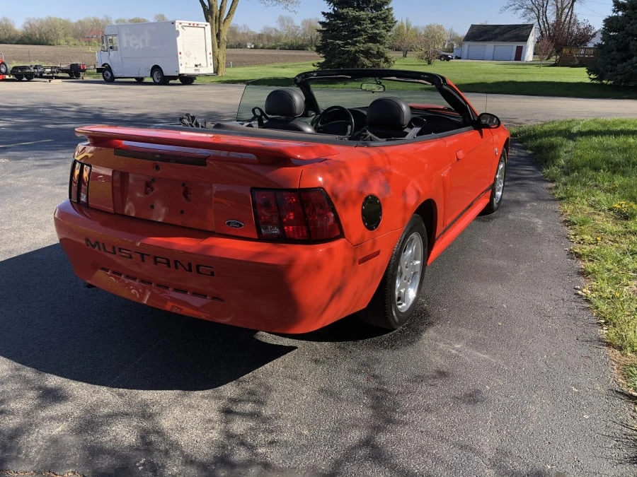 2004 Ford SN95 Mustang - Image 3 of 3