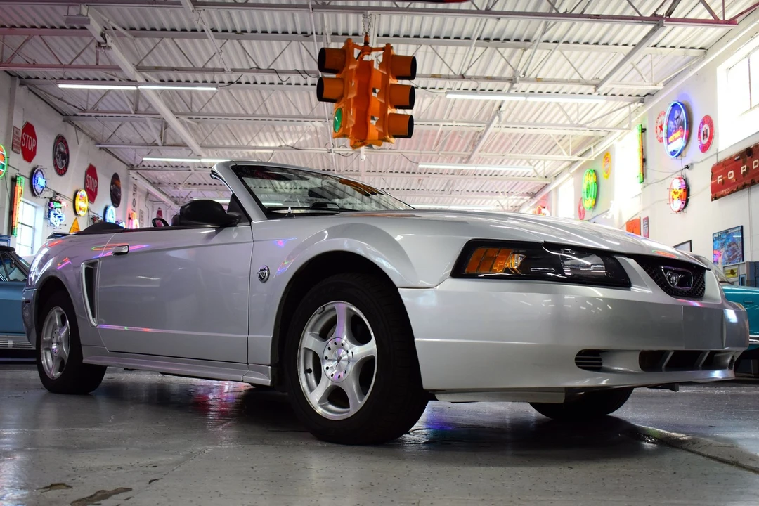 2004 Ford SN95 Mustang - Image 3 of 20