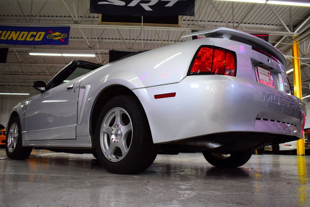 2004 Ford SN95 Mustang - Image 17 of 20