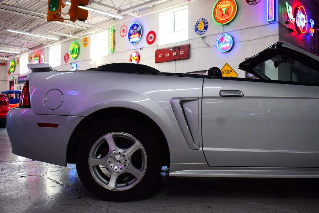 2004 Ford SN95 Mustang - Image 7 of 20
