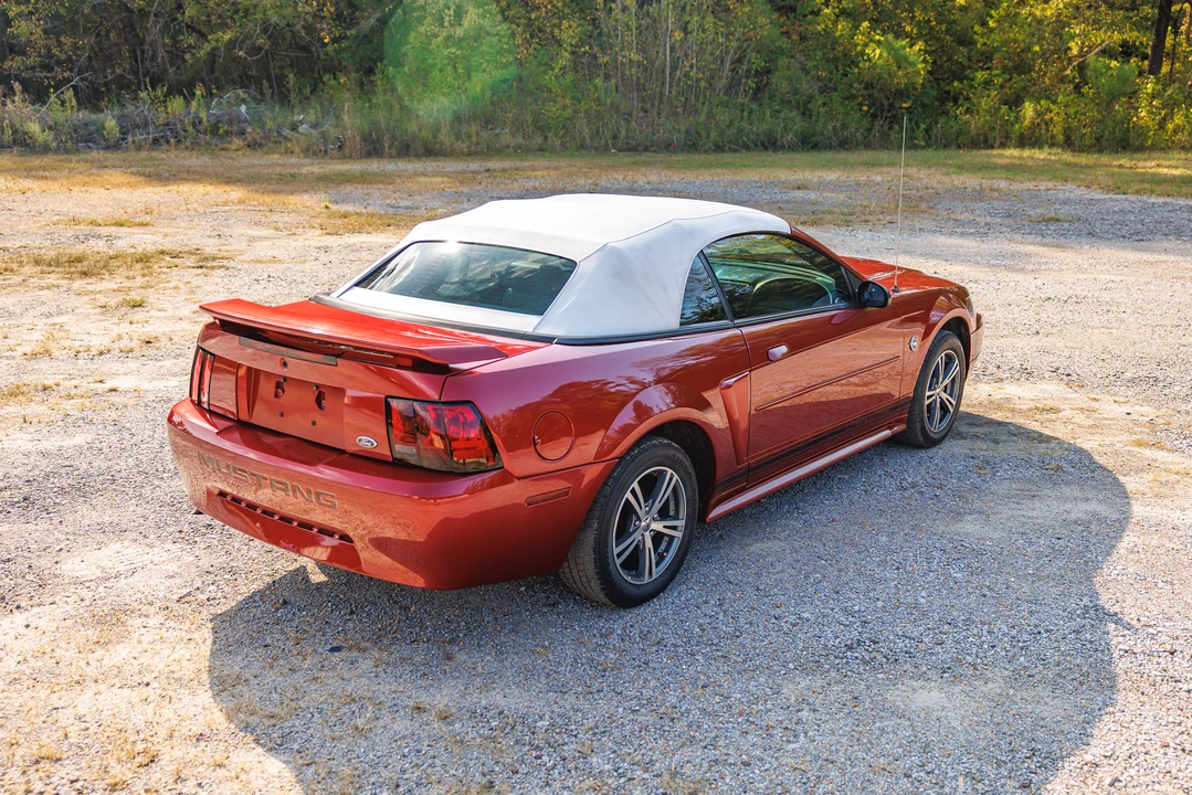 2004 Ford SN95 Mustang - Image 6 of 31