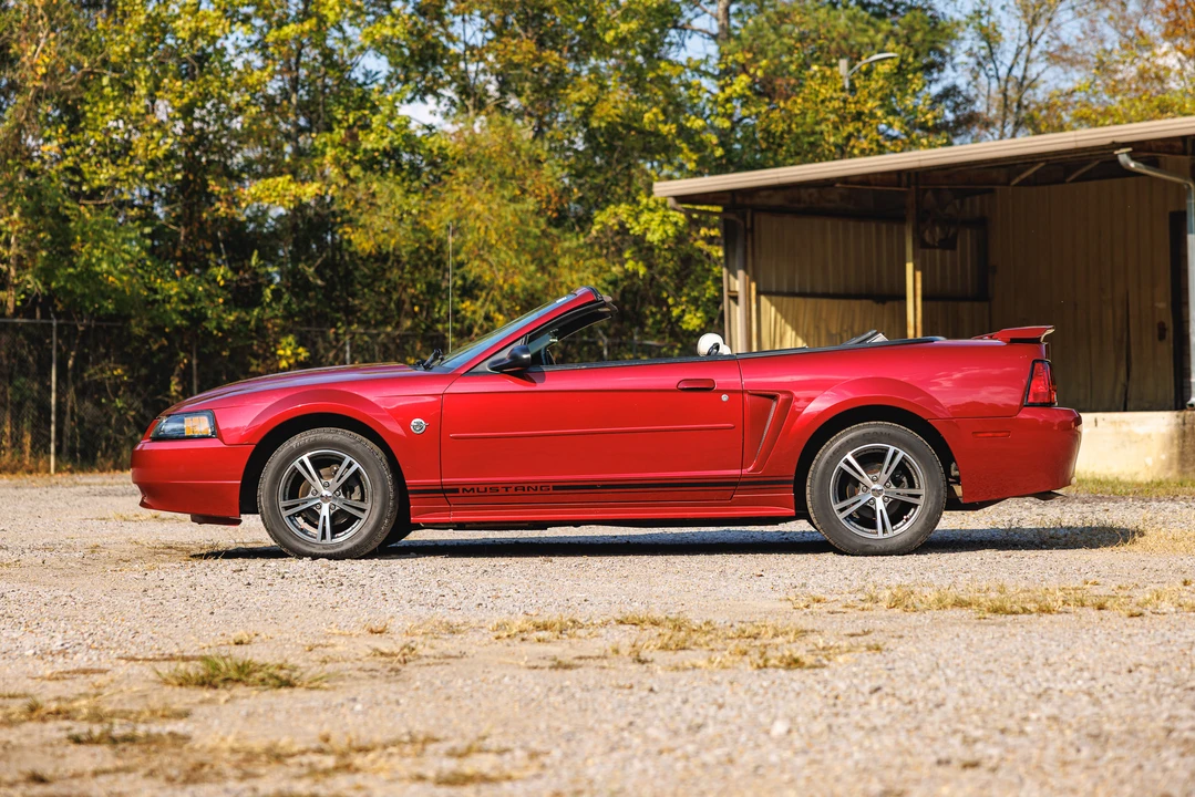 2004 Ford SN95 Mustang - Image 14 of 31