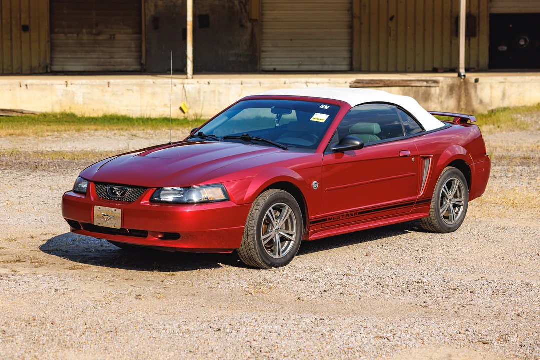 2004 Ford SN95 Mustang - Image 4 of 31