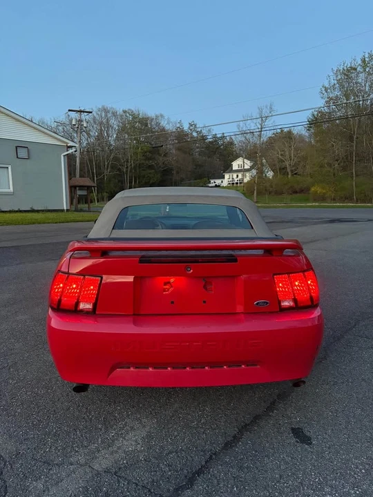 2004 Ford SN95 Mustang - Image 12 of 13