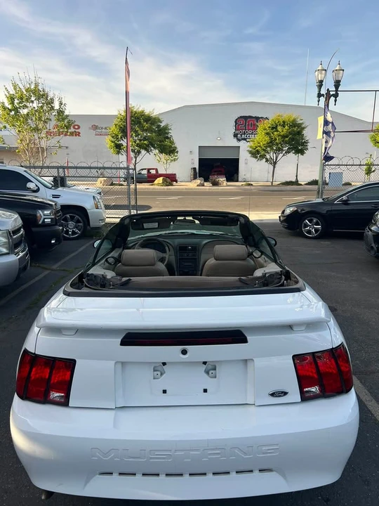2004 Ford SN95 Mustang - Image 9 of 10