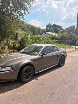 2004 Ford Mustang Convertible 2D