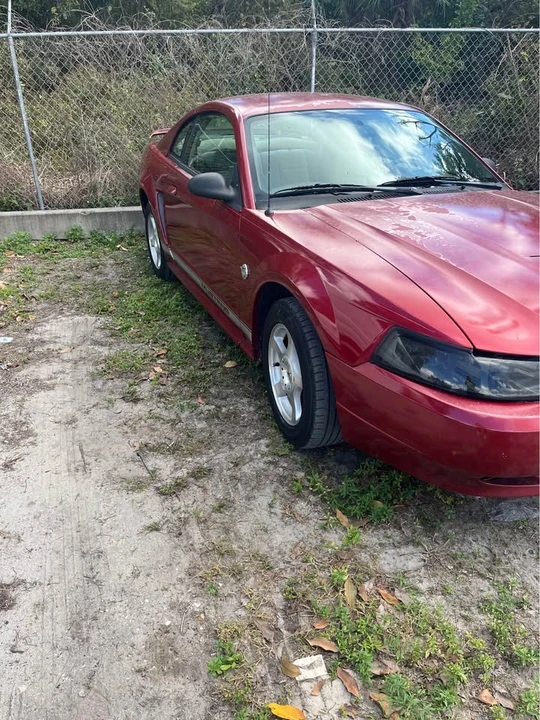 2004 Ford SN95 Mustang - Image 2 of 4