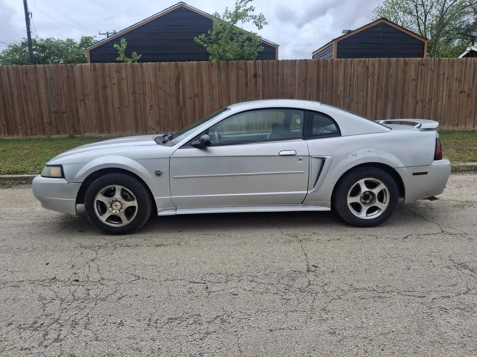 2004 Ford SN95 Mustang - Image 2 of 11