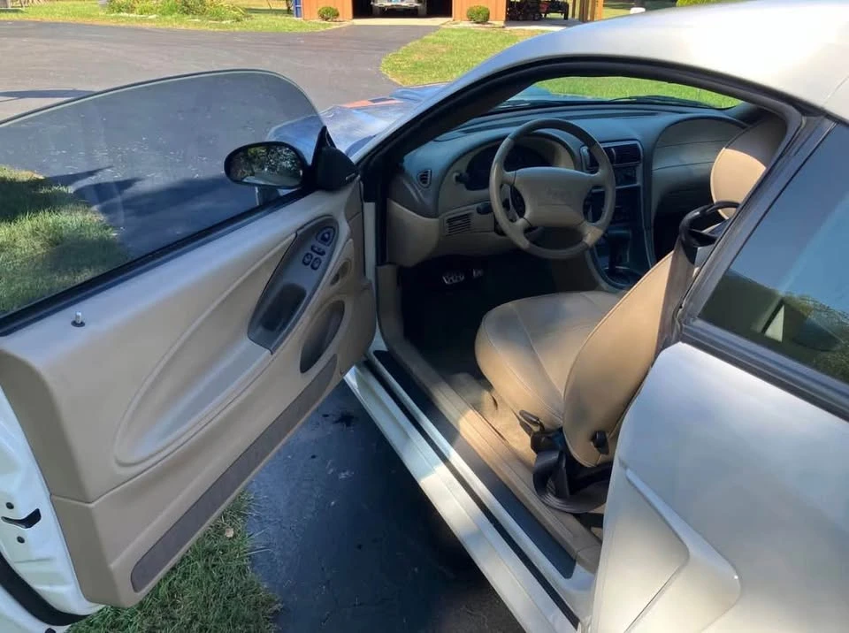 2004 Ford SN95 Mustang - Image 8 of 8