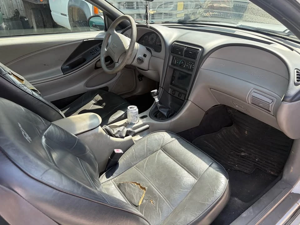2004 Ford SN95 Mustang - Image 2 of 2