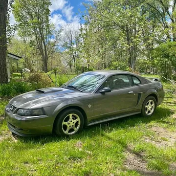 2004 Ford Mustang