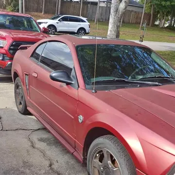 2004 Ford Mustang Coupe