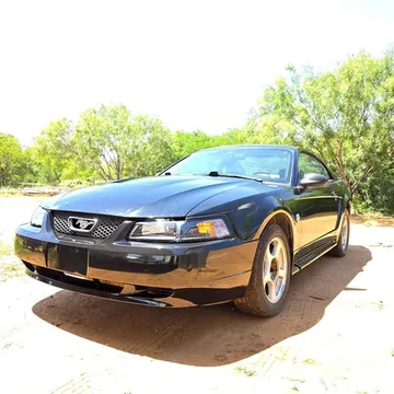 2004 Ford Mustang V6