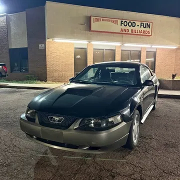 2004 Ford Mustang Coupe