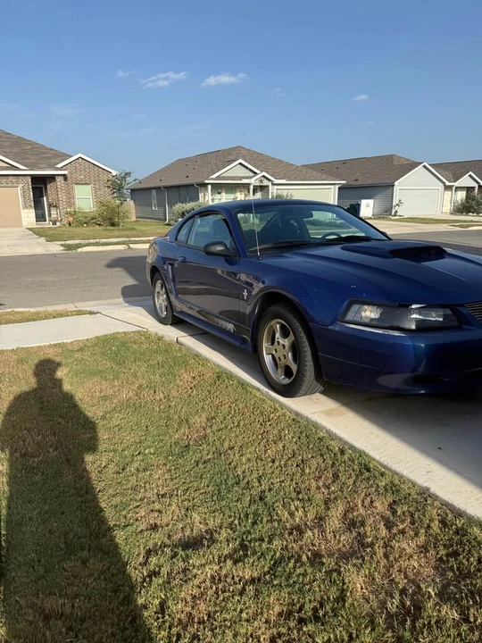 2004 Ford SN95 Mustang - Image 2 of 3