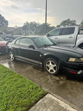 2004 Ford Mustang Coupe 2D