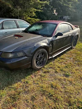 2004 Ford Mustang Coupe 2D