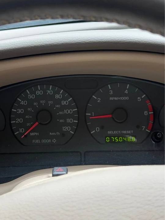 2004 Ford SN95 Mustang - Image 13 of 13