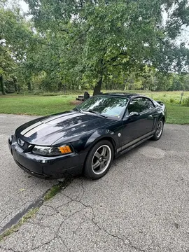 2004 Ford Mustang Coupe 2D