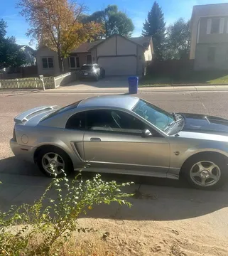2004 Ford Mustang Coupe 2D
