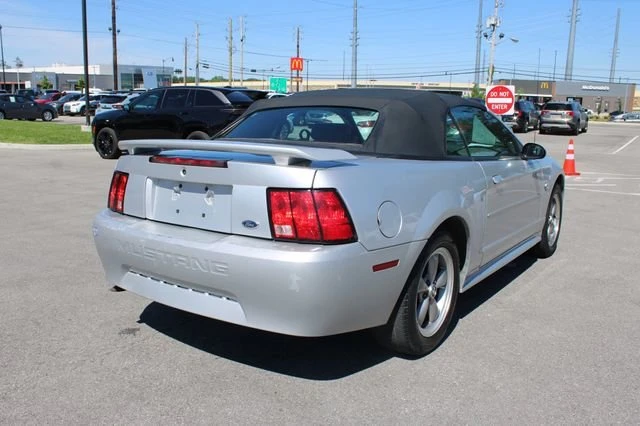 2004 Ford Mustang - Image 9 of 16