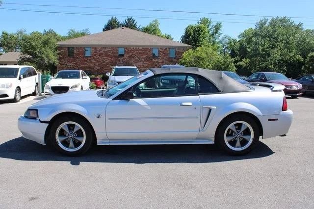 2004 Ford Mustang - Image 7 of 16
