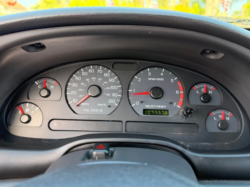 2004 Ford SN95 Mustang - Image 16 of 20