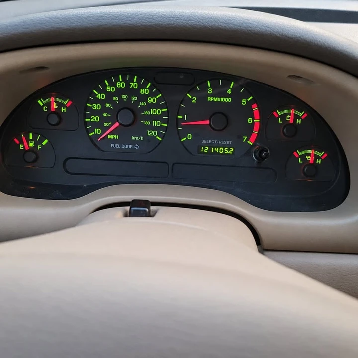 2004 Ford SN95 Mustang - Image 13 of 19