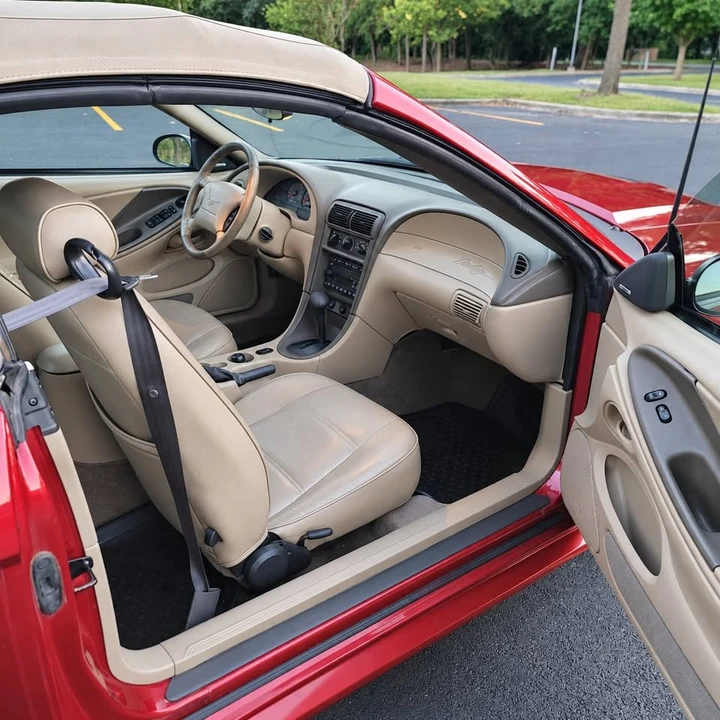 2004 Ford SN95 Mustang - Image 11 of 19
