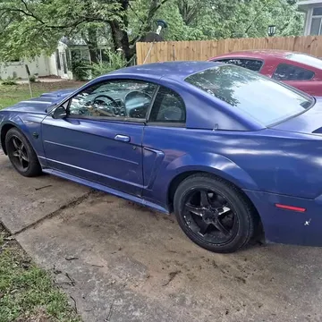 2004 Ford Mustang Deluxe Coupe 2D