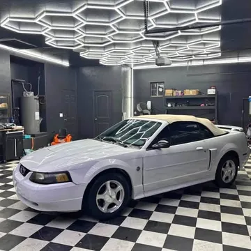 2004 Ford Mustang Deluxe