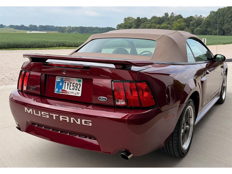2004 Ford SN95 Mustang - Image 5 of 31