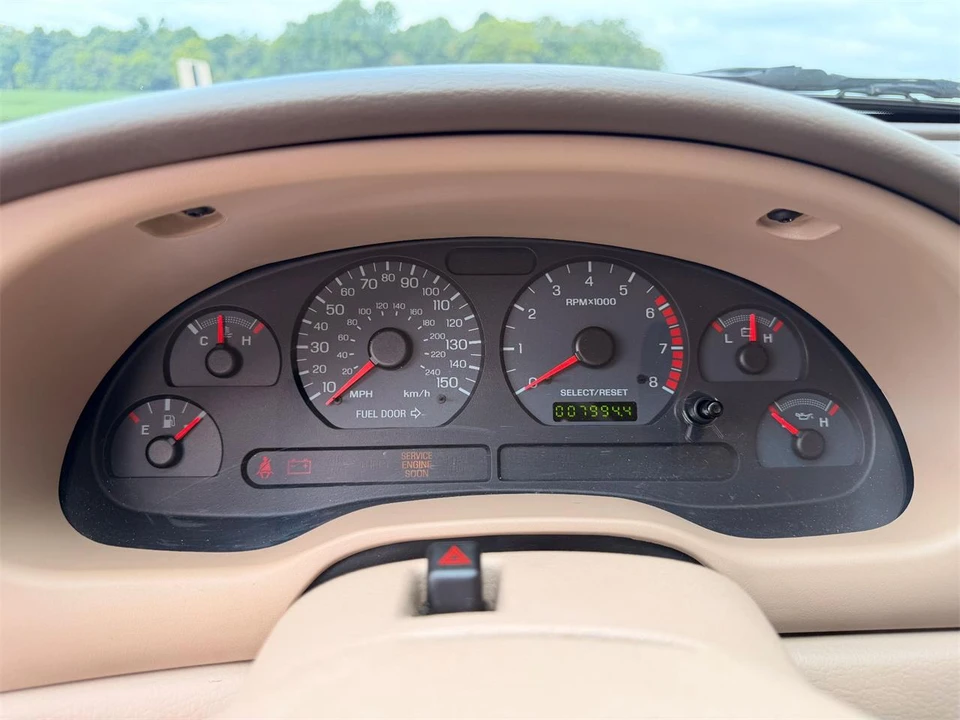 2004 Ford SN95 Mustang - Image 20 of 31
