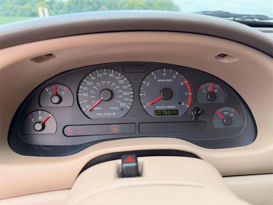 2004 Ford SN95 Mustang - Image 21 of 31