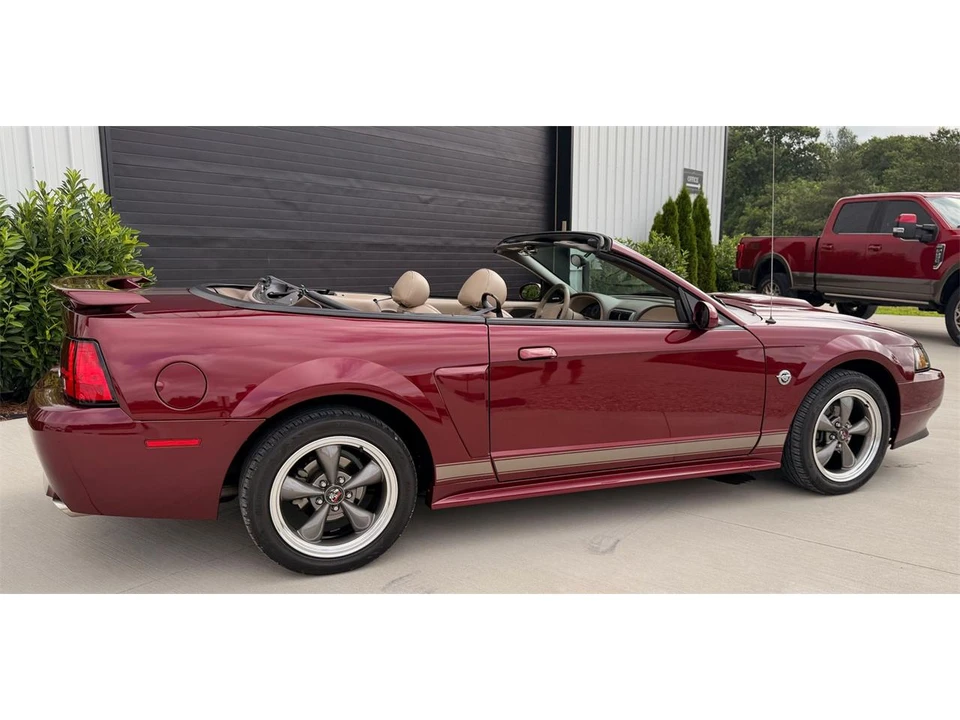 2004 Ford SN95 Mustang - Image 7 of 31