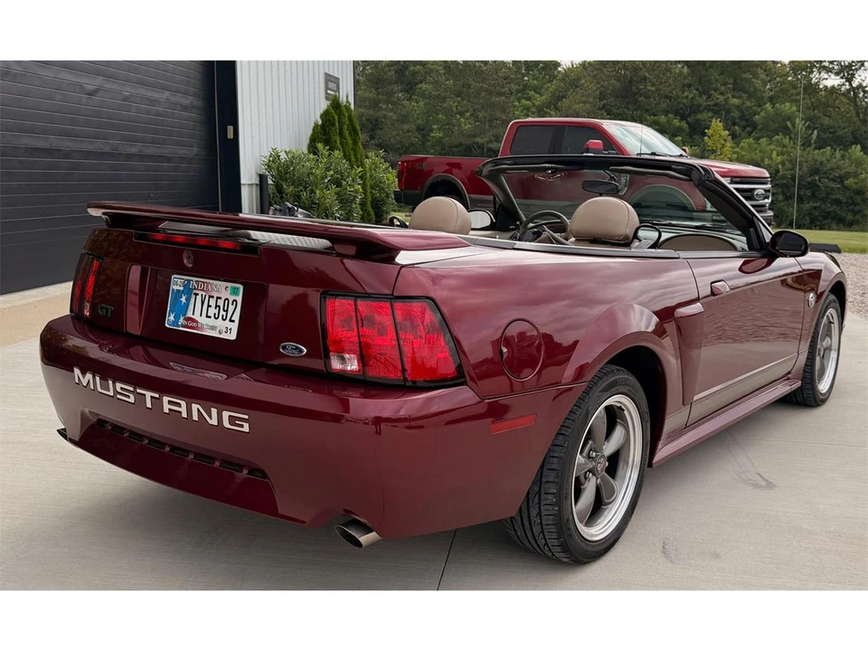 2004 Ford SN95 Mustang - Image 12 of 31
