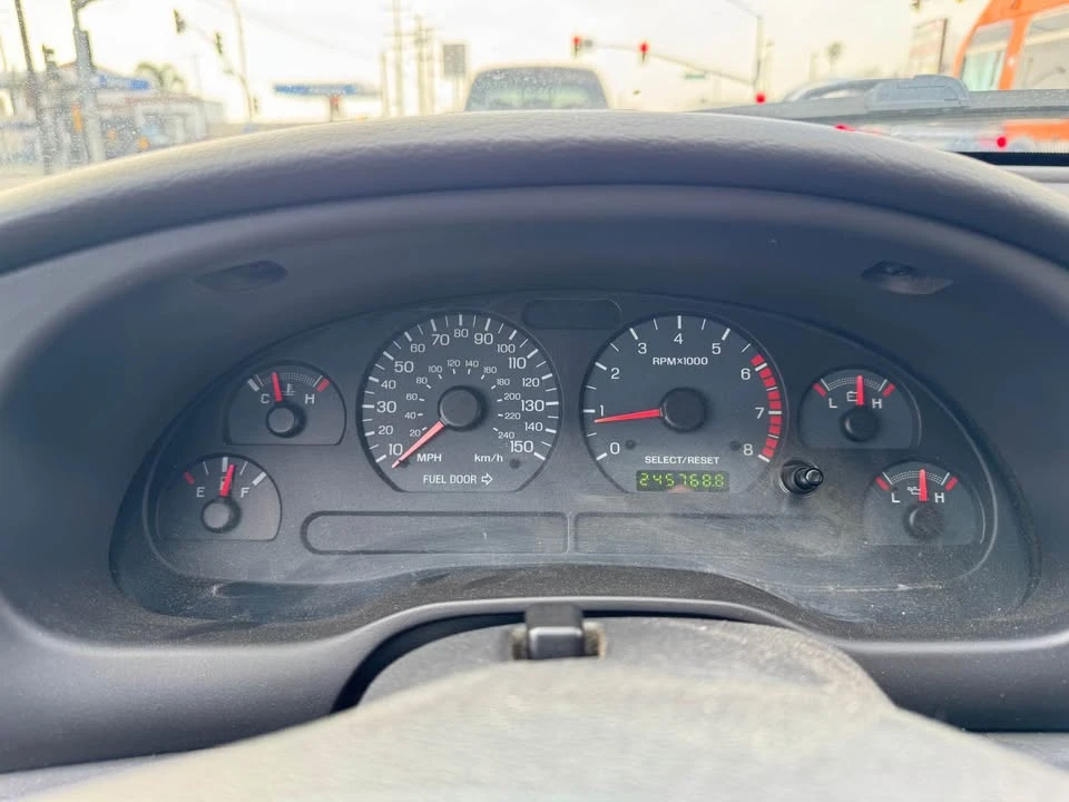 2004 Ford SN95 Mustang - Image 5 of 10