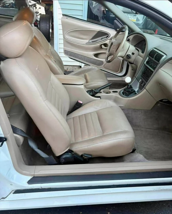 2004 Ford SN95 Mustang - Image 8 of 10