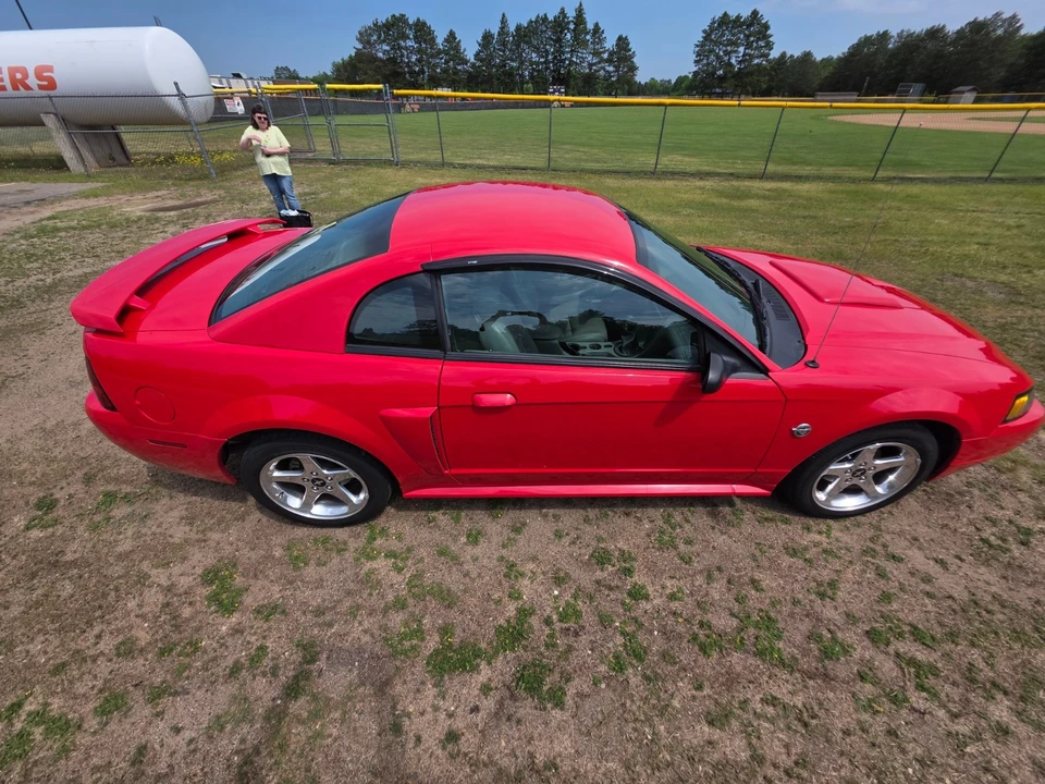 2004 Ford SN95 Mustang - Image 15 of 31