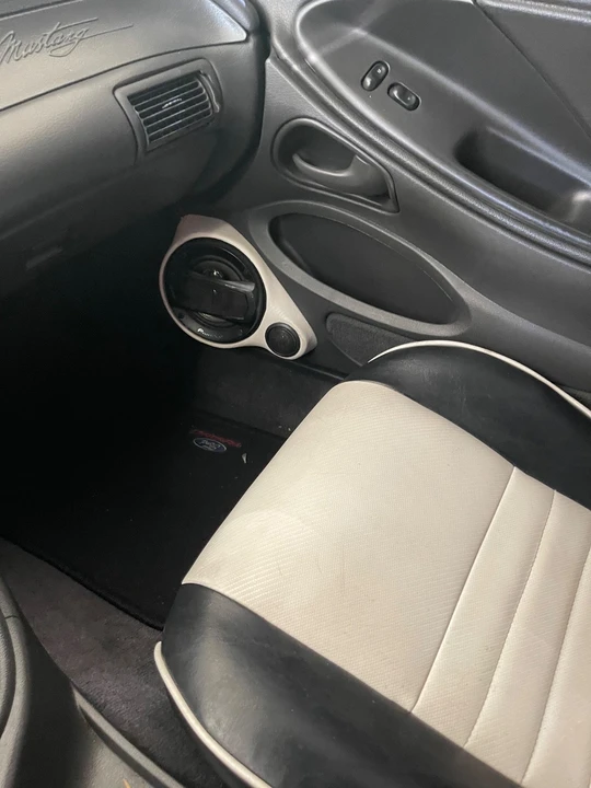 2004 Ford SN95 Mustang - Image 12 of 16