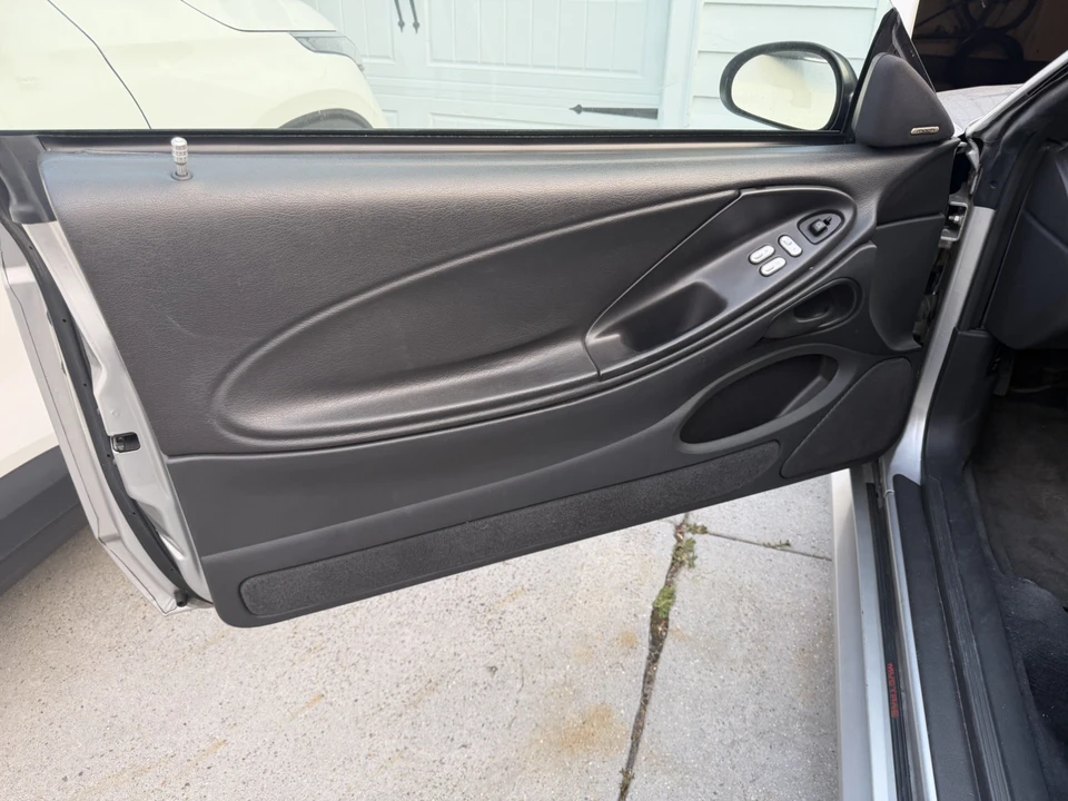 2004 Ford SN95 Mustang - Image 14 of 22