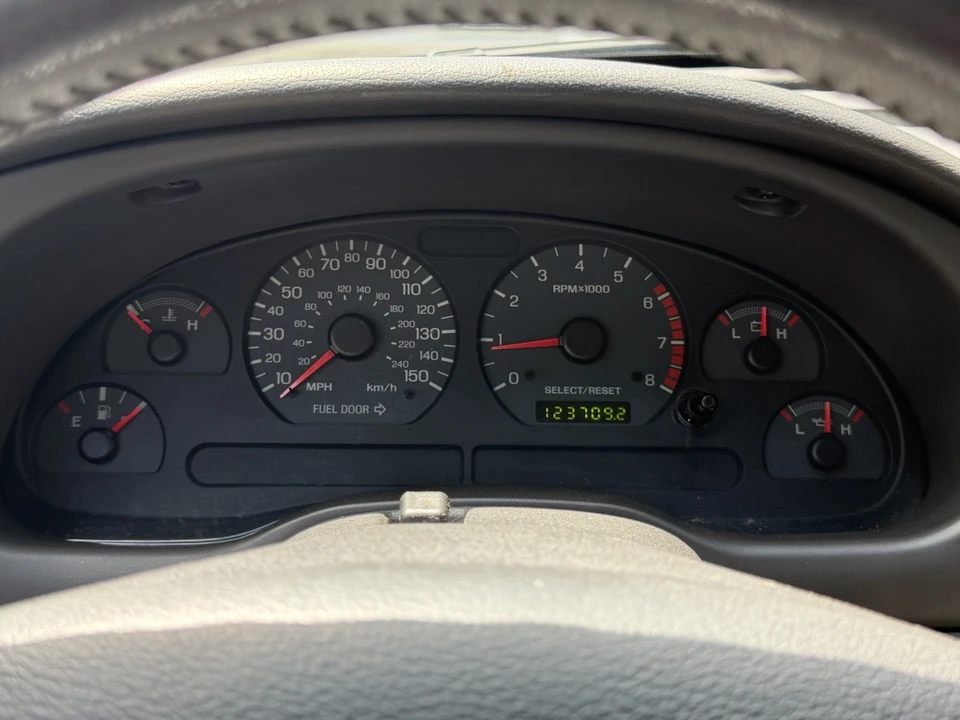 2004 Ford SN95 Mustang - Image 12 of 22