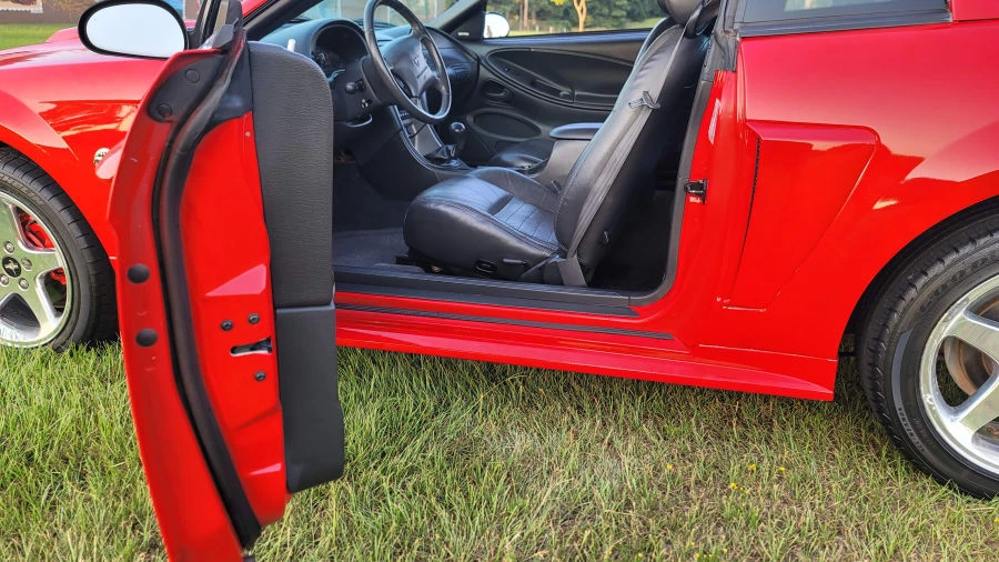 2004 Ford SN95 Mustang - Image 8 of 16