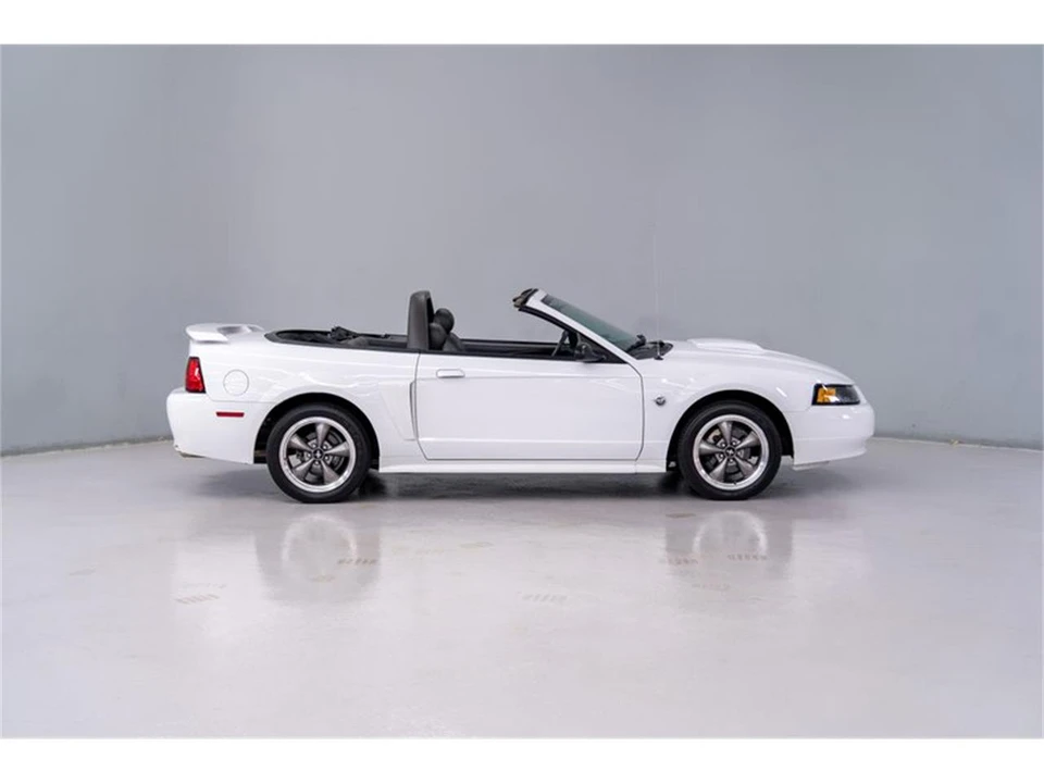 2004 Ford SN95 Mustang - Image 7 of 31