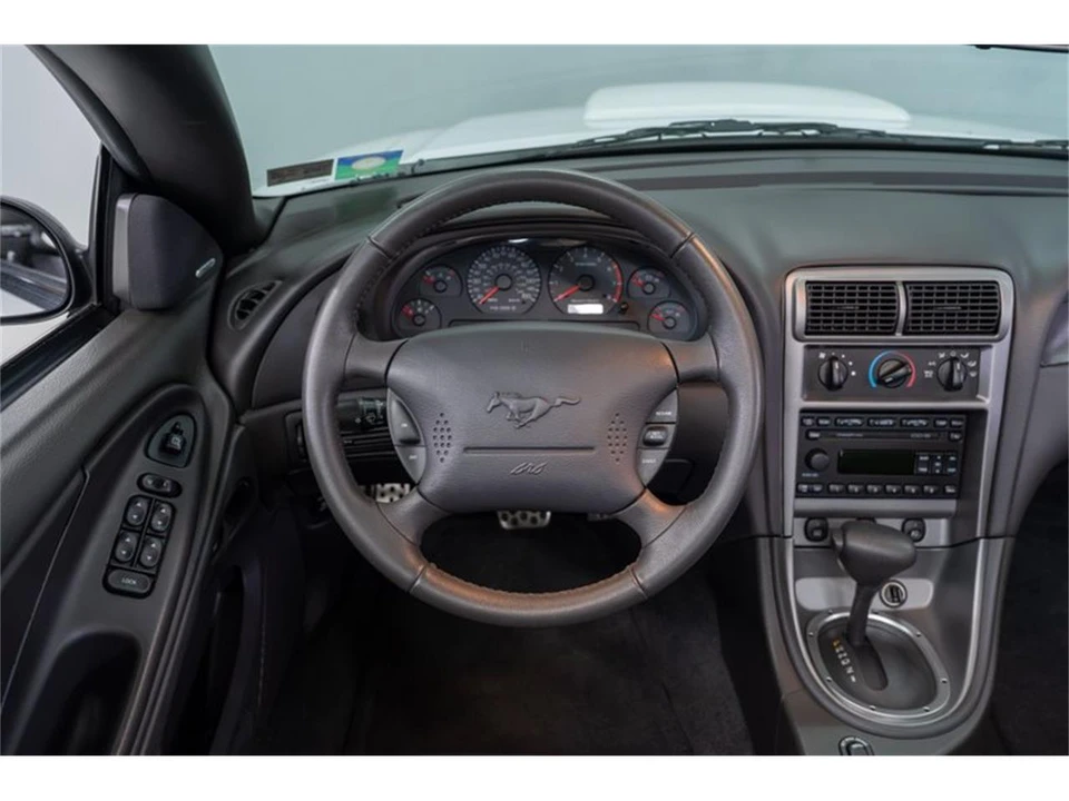 2004 Ford SN95 Mustang - Image 11 of 31